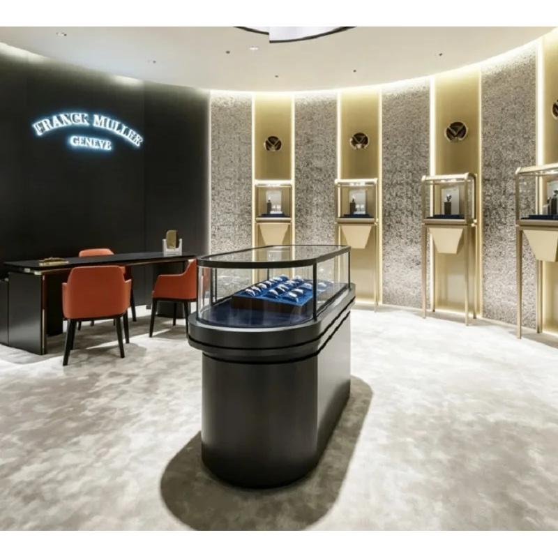 custom.Custom Luxury Curved Wa - огляд і ціна Luxury Watch Boutique