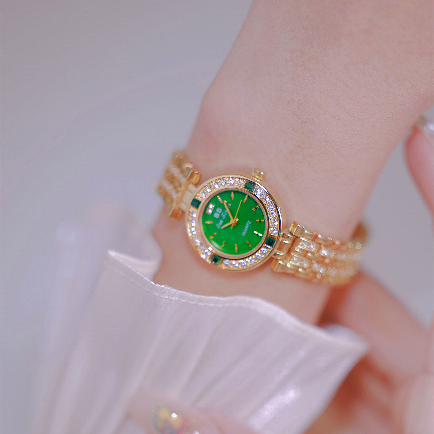 Korean Rhinestone Women's Watc - огляд і ціна Luxury Watch Korea