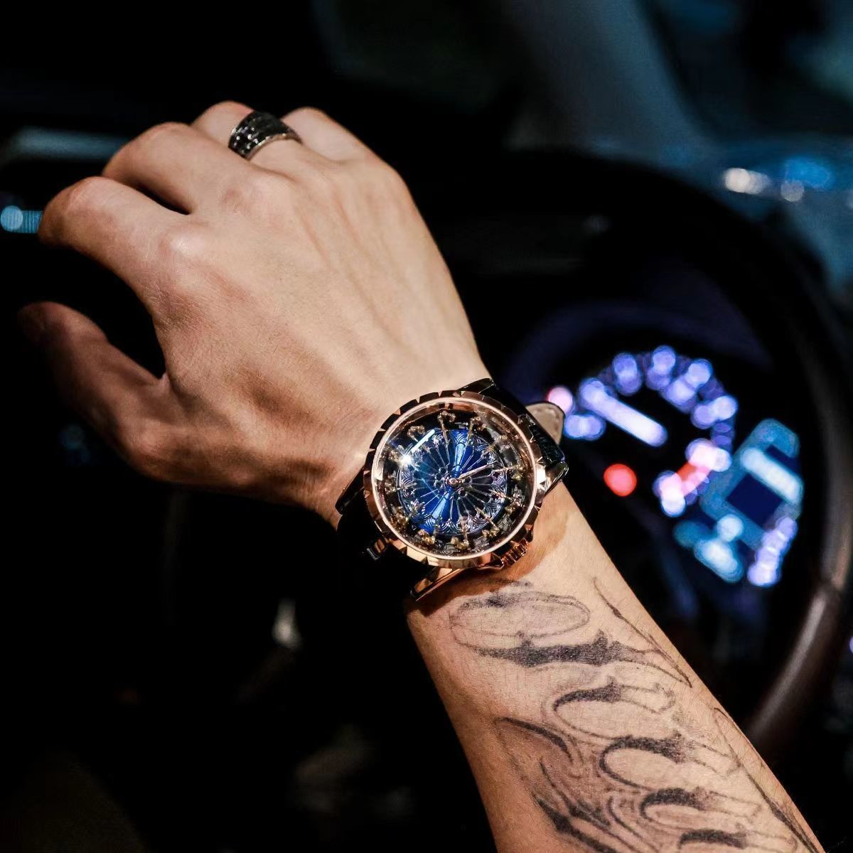 Top-Tier Luxury and Elegant Me - огляд і ціна Luxury Watch Brand Tier